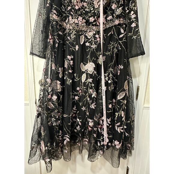 Mac Duggal Floral Embroidered Long Sleeve Dress Black Pink Plus Sz 22 NWT 20476 - Picture 9 of 16